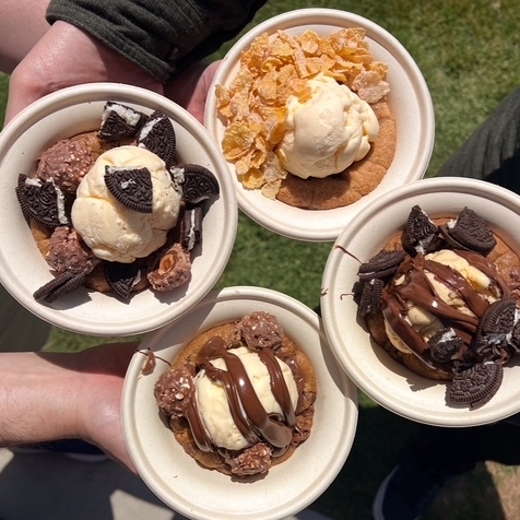 Build-Your-Own Cookie Sundae